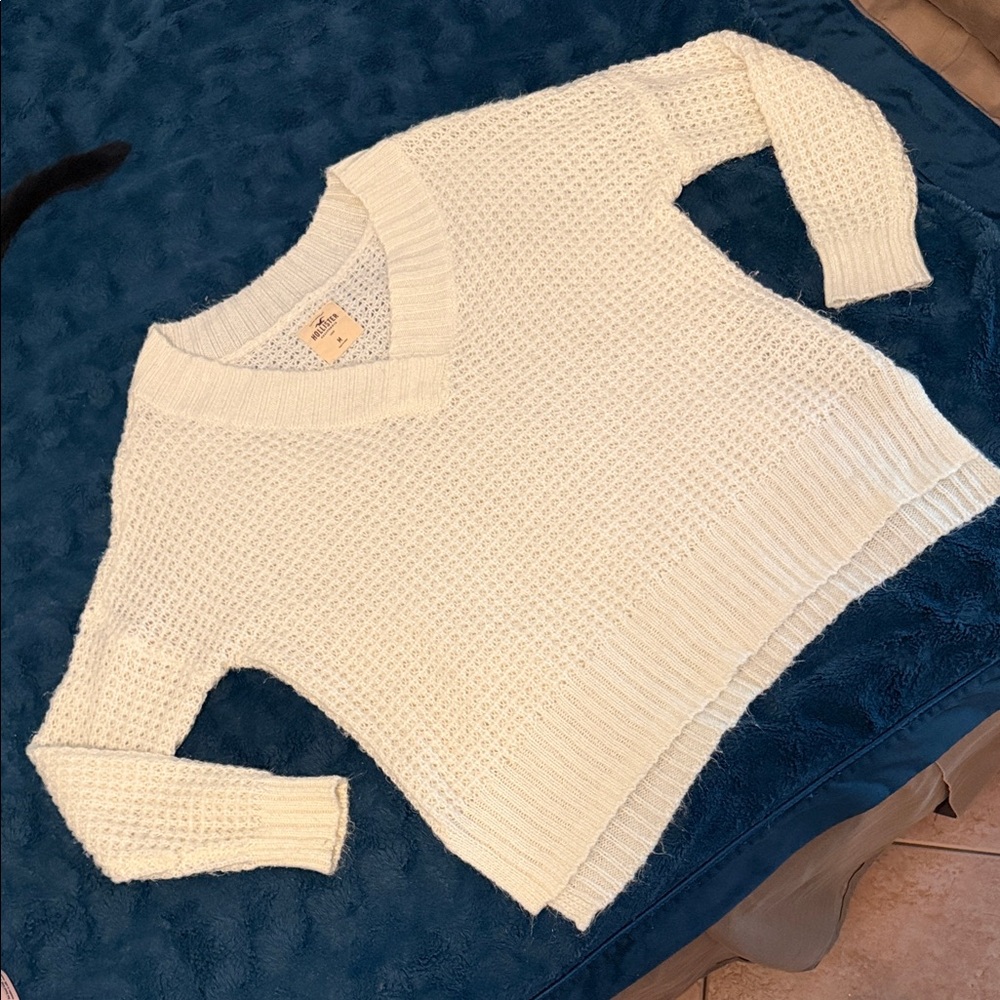 V‑Neck Chunky Knit Women’s Sweater